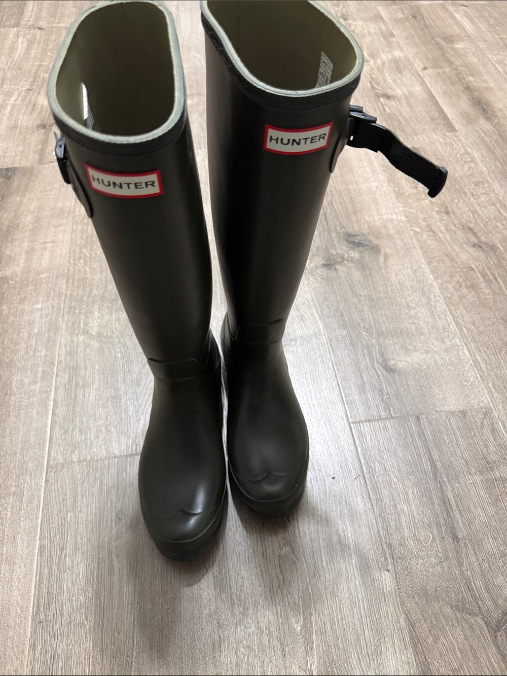 Hunter Tall Women's Rain Boots in Olive